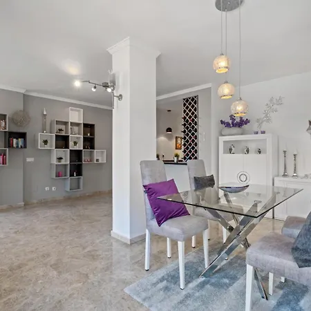 Appartement Calahonda Park 300 M De La Playa !